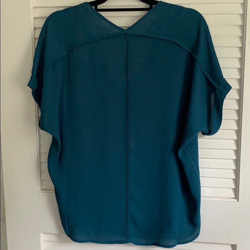 Lush Cuff Sleeve Woven Tee - Picture 3 of 4